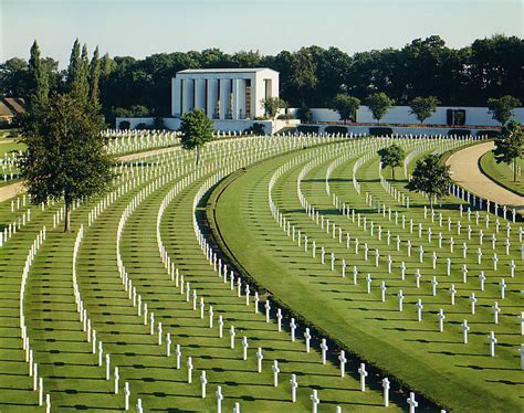 Cambridge American Cemetery And Memorial