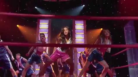 Zendaya Im Back Dance Perfomance From Shake It Up Youtube