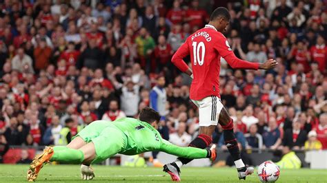 Manchester United Chelsea Highlights Rashford Scores On Return As