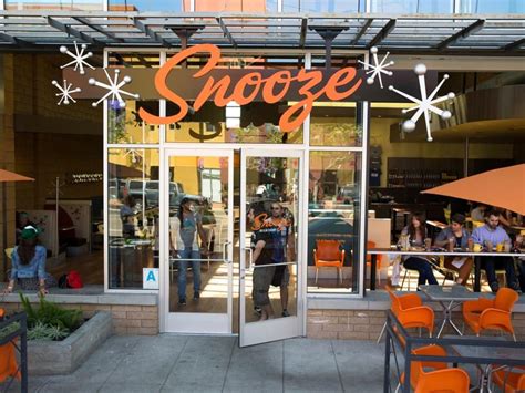 snooze am eatery union station