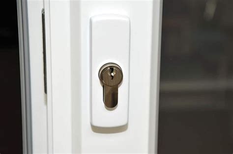 12 Types of Sliding Glass Door Locks | Upgradedhome.com