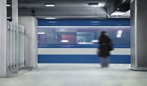 Nuevos Trenes De La L Nea Del Metro De N Poles As Se Fabrican Los