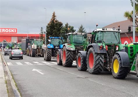 Fotos De La Nueva Jornada De Protestas De Los Agricultores Navarros