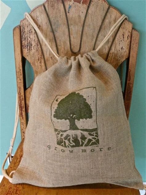 28 DIY Easy Burlap Crafts