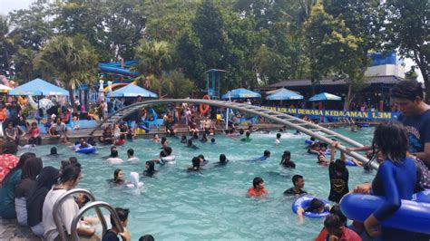 Libur Nataru Pilihan Keluarga Kunjungi Wisata Air Fun Park Permata