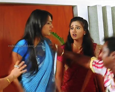 Nikita Thukral Kannada Naariya Seere Hot Saree Strip Hd Caps
