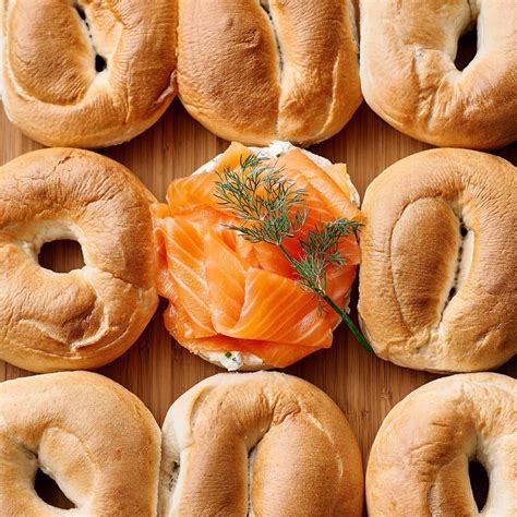 Traditional Smoked Salmon And Cream Cheese Bagel Forman And Field