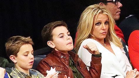 Britney Spears Posts Throwback Photo Of Son Jayden Amid Hawaii Move ...