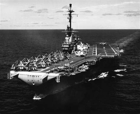 USS LEXINGTON CVA 16 UNDERWAY IN WESTPAC 1958 The U S Nav Flickr