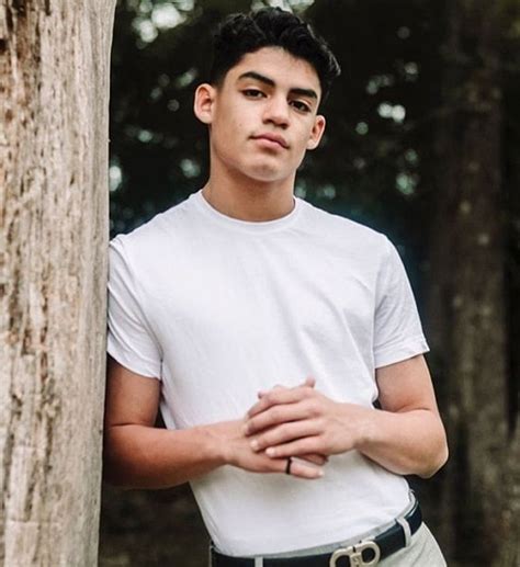 Alejandro Rosario Age, Net Worth, Girlfriend, Family and Biography (Updated 2023) - BigNameBio