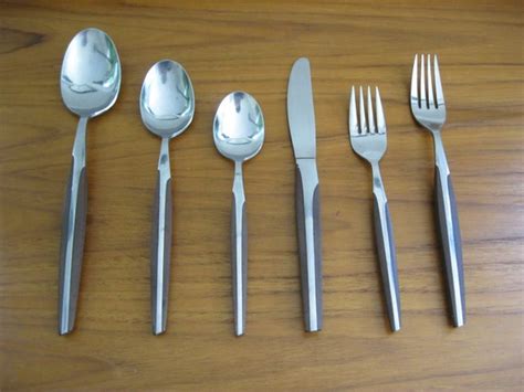 Set Of Vintage Weldan Stainless Steelwood Flatware