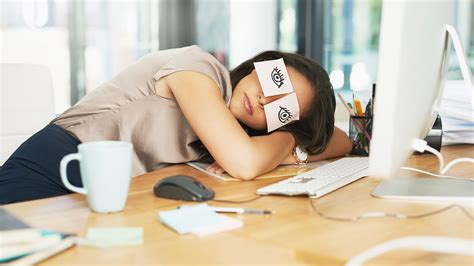 Vous ne faites pas la sieste au bureau Vous devriez être viré L