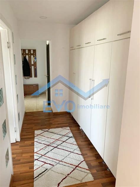 Apartament 2 Camere Decomandat 60 Mp Etaj 2 Din 4 Podu Ros