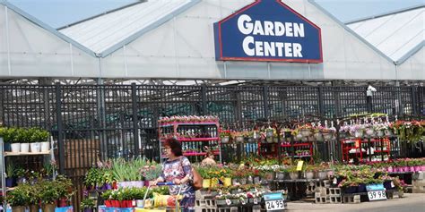 Lowe's Rolls Out Same-Day Shipping in Latest Bid to Compete With Home Depot - Barron's