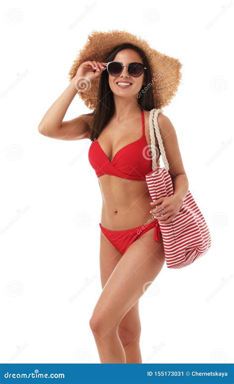 Mujer Atractiva Bonita Con El Cuerpo Delgado En Bikini Rojo Elegante En