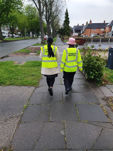 Hall Green Wmp On Twitter Officers Were Out On Patrol This Evening Along With Our New