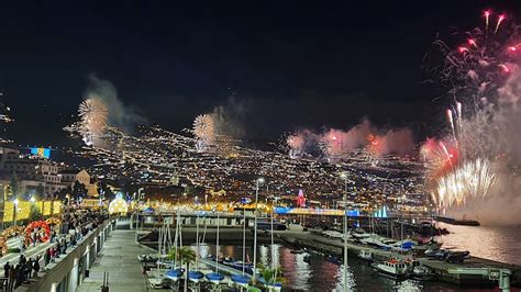 New Year S Eve In Madeira Show Of Fireworks Youtube