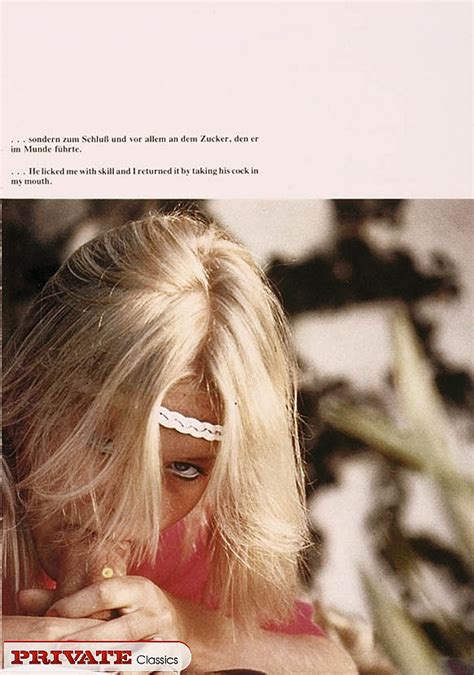 Blonde Hottie With Banging Body Spreads Her XXX Dessert Picture