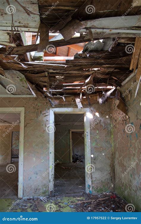 Destroyed Building Interior Stock Photo Image Of Ceiling Obsolete