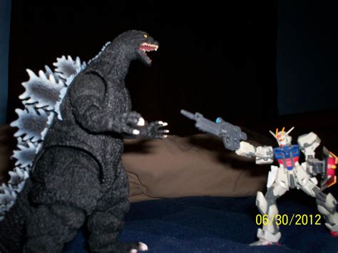 Godzilla vs Gundam 1 by gfanatic1 on DeviantArt