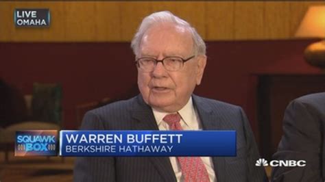 Buffett: I don't make investment decisions based on who's president