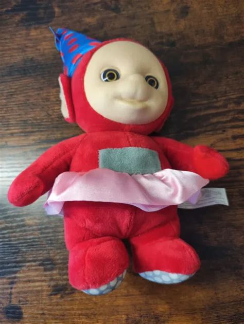 Teletubbies Party Po With Hat Talking Soft Plush Toy Eur