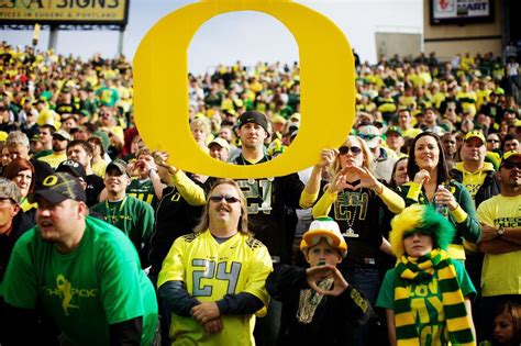 Oregon Ducks football tickets on sale Monday - oregonlive.com