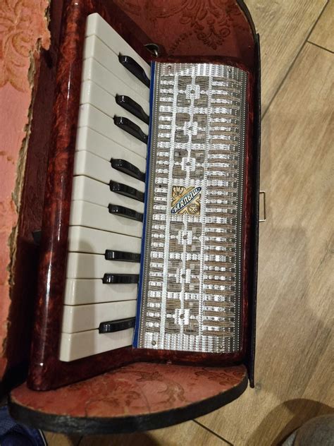 Rosyjski akordeon dla dzieci Малыш Żyrardów • OLX.pl