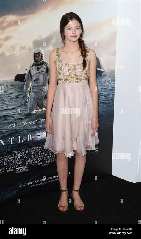 Interstellar: Mackenzie Foy Exclusive Premiere Interview – ZRLG
