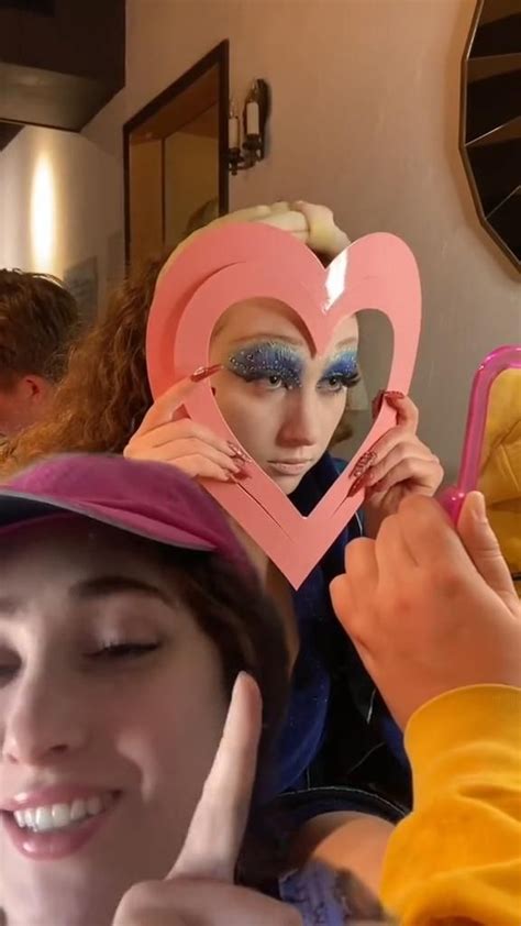 chappell roan naked in manhattan promo Vidéo en