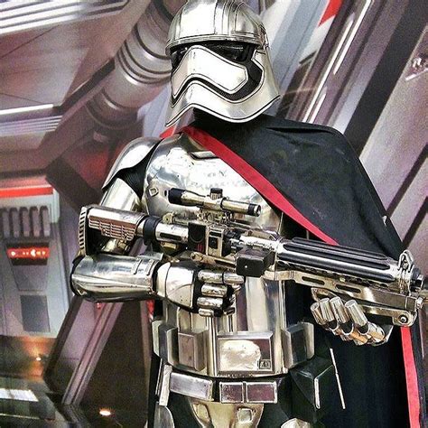 This Hot Toy Of Captain Phasma Looks Amazing StarWars Photo And