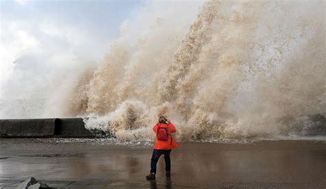 Met Ireann Issues Multiple Weather Warnings As Storm Darragh Set To