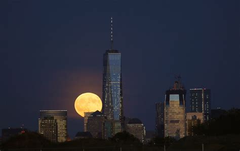 Images Of The Harvest Moon From Around The World Abc News