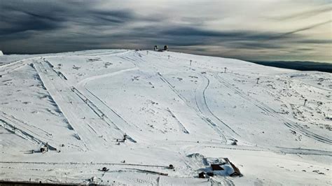 Estradas da Serra da Estrela reabertas depois de um dos maiores nevões