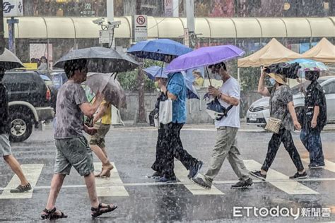 最快周五有新颱風！潭美恐現共伴效應 一圖看「紫爆雨區」 Ettoday生活新聞 Ettoday新聞雲