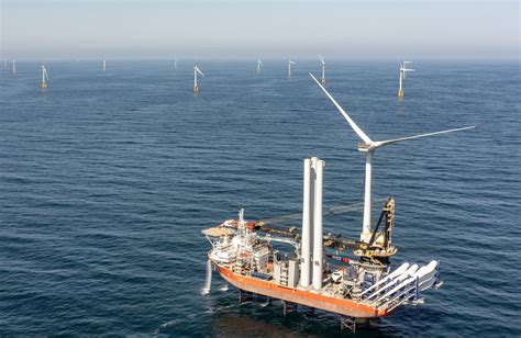 Scotlands Largest Offshore Wind Farm Gains Final Turbine North