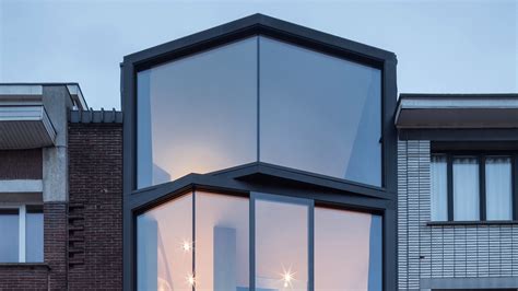 The House With Polyangular Glass Façade In Belgium