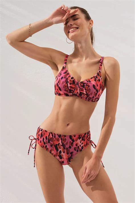 Curly Soft Pedli Toparlayıcı Bikini Takım