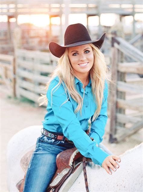 Jessica Holmberg Professional Barrel Racer Reality Tv Star Aande