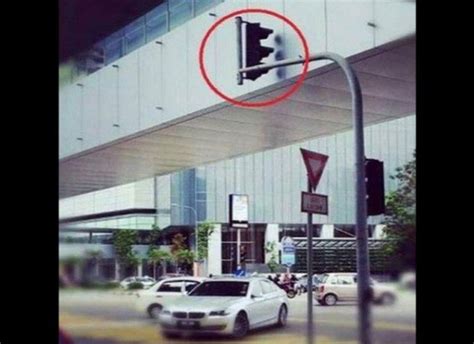 Road Construction Is Bad Enough, These 18 Fails Are Hilarious - Gallery | eBaum's World