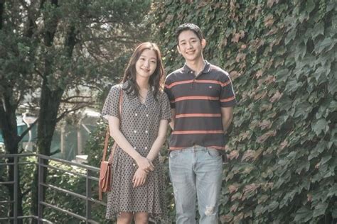 Reuni Drama Goblin Ini 5 Fakta Film Baru Kim Go Eun Dan Jung Hae In