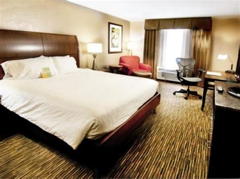 Hilton Garden Inn Sarasota-Bradenton Airport | Visit Sarasota County