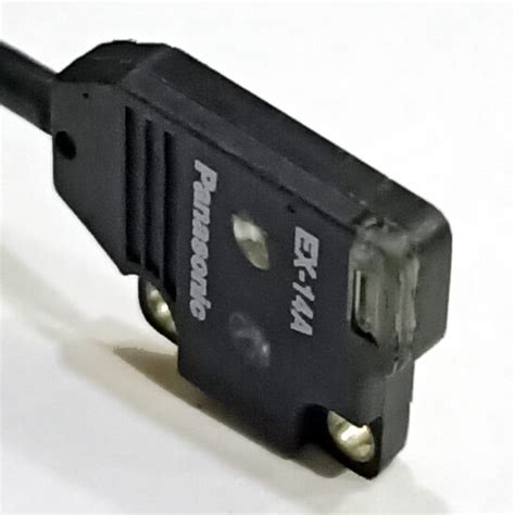 PANASONIC EX 14A NPN 12 24V DC 3 Wires 2 25mm Sensing Range