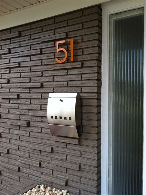 mid century modern house numbers canada