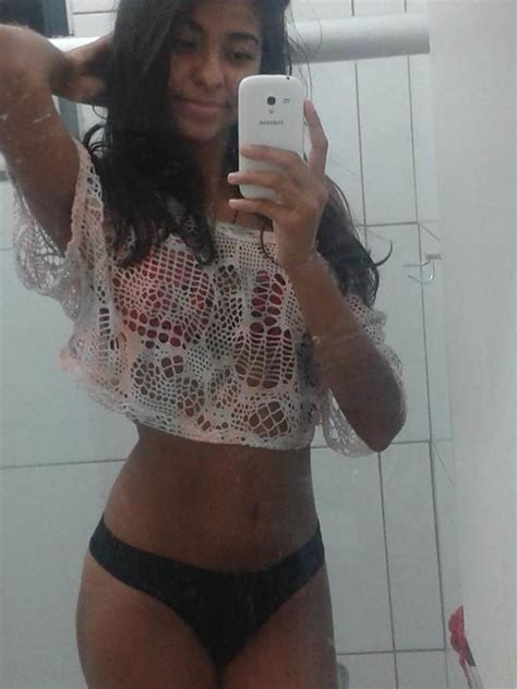 Melhores Amigas Nuas Vazou Na Net Fotos Porno