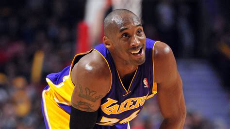 Kobe Bryant - Kobe Bryant Reaches Illustrious 30,000 Career Points ... - Vera Derche