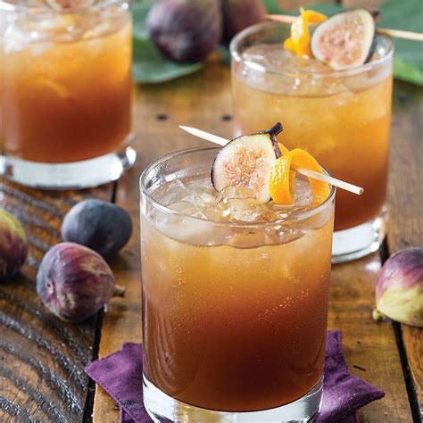 Spiced Fig Ginger Cocktail Taste Of The South Recipe In 2020 Ginger Cocktails Cocktail