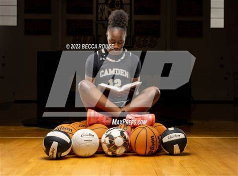 Photo 32 In The 2022 23 Maxpreps Female National Athlete Of The Year