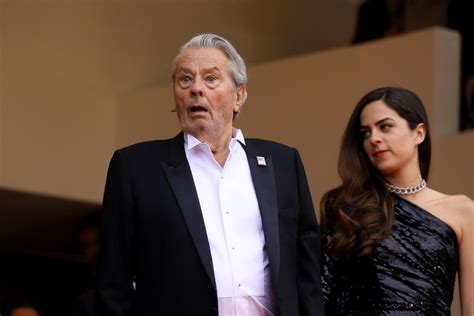 Alain Delon Sa Fille Anouchka Partage Une Photo De Son P Re Et Un