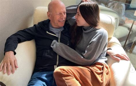 Scout La Hija De Bruce Willis Comparte Dos Fotos Con El Actor Tras El Anuncio De Su Retirada